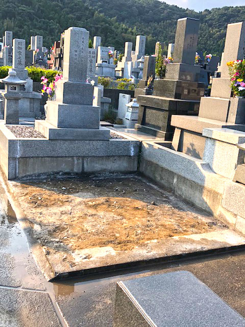 お墓の解体工事